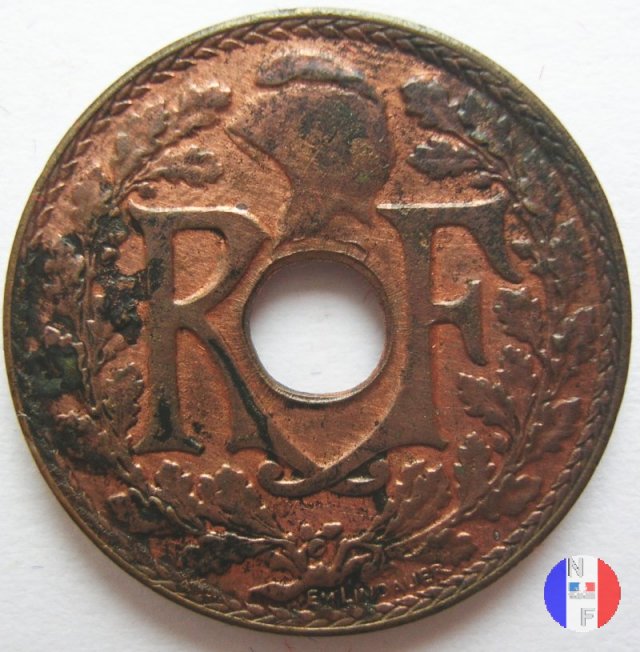 1/2 centesimo - bronzo 1940 (Parigi)